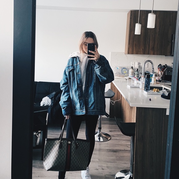 Meet your Posher, Libby - Picture 1 of 1